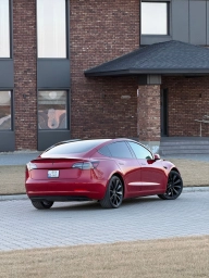 Tesla Model 3, 2022