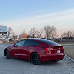 Tesla Model 3, 2022