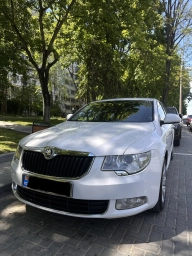 Skoda Superb, 2011