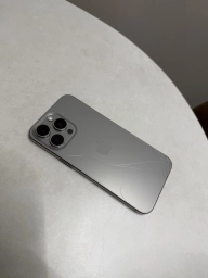 Vând 15 pro Max
