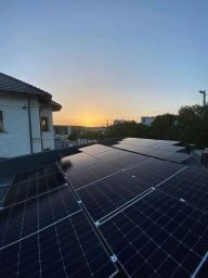 Panouri solare la cheie pentru casă și business!